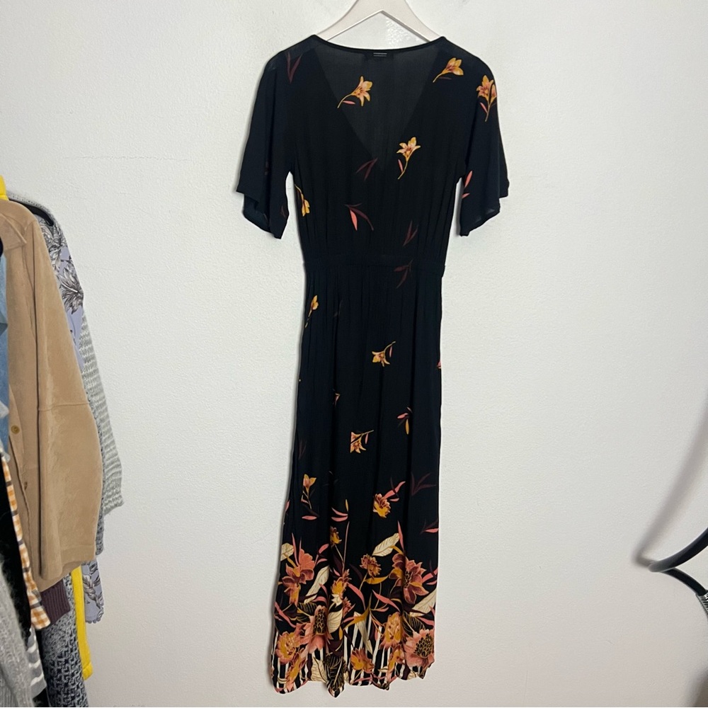 Billabong Short Sleeve Button Front Floral Printed Maxi Dress Black Size Small - Picture 9 of 11